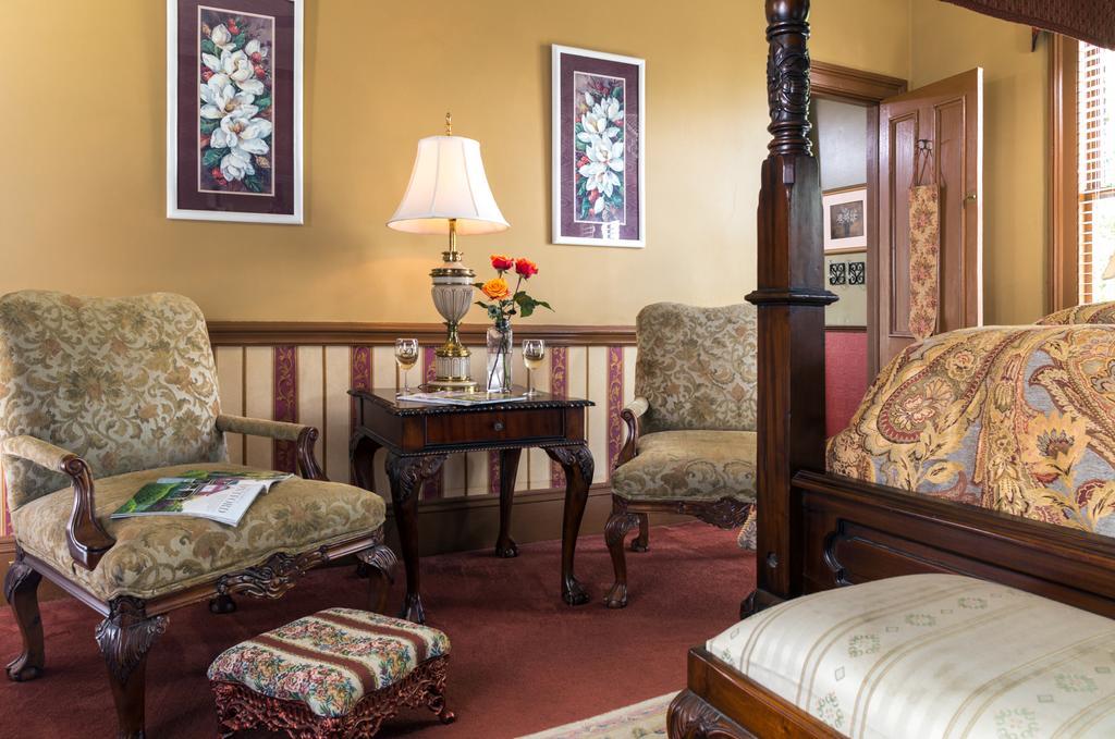 ニューバーン The Aerie Bed & Breakfast エクステリア 写真