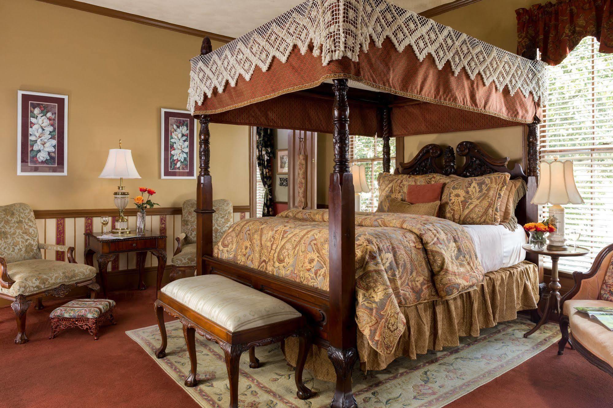 ニューバーン The Aerie Bed & Breakfast エクステリア 写真