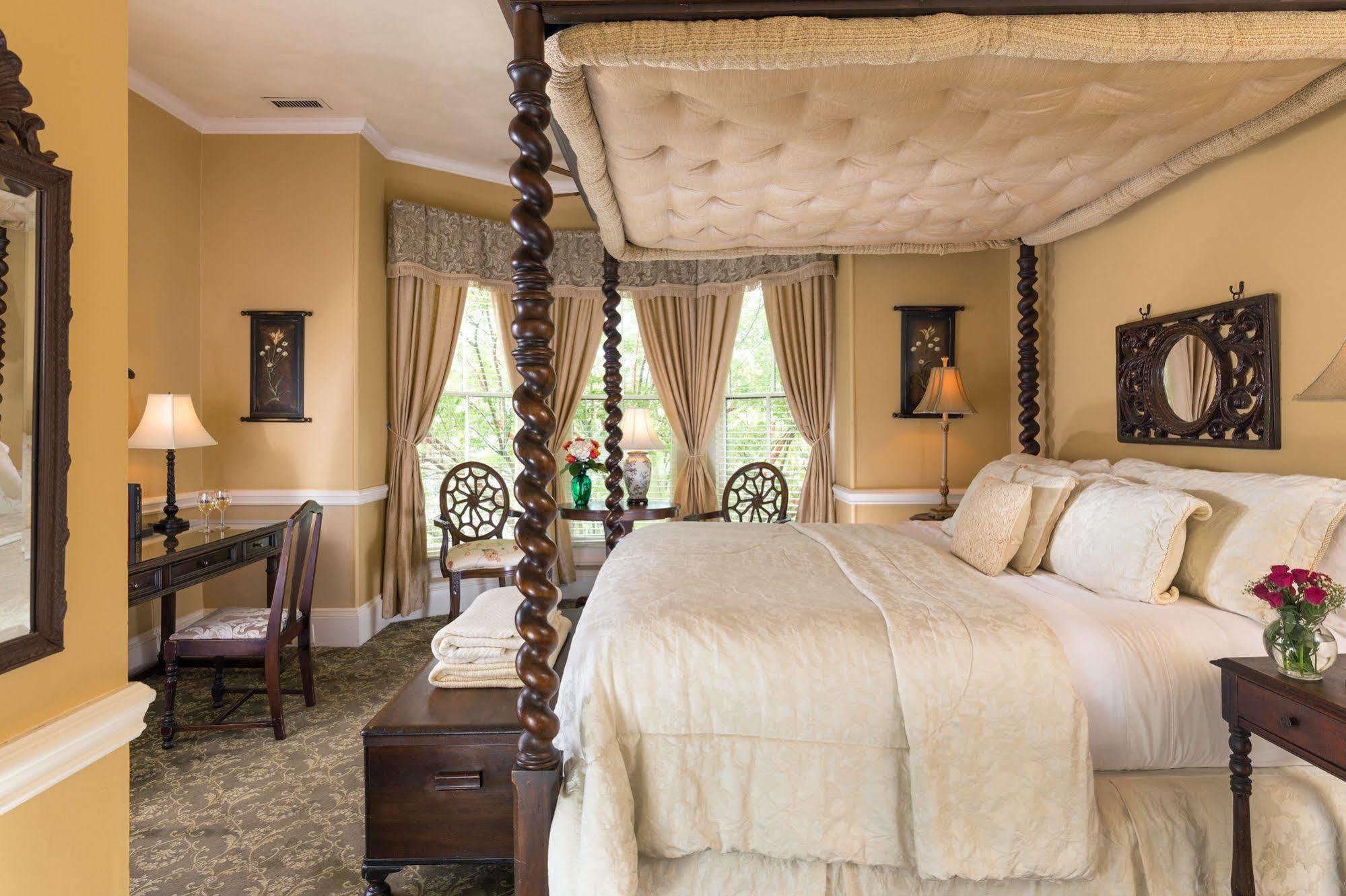 ニューバーン The Aerie Bed & Breakfast エクステリア 写真