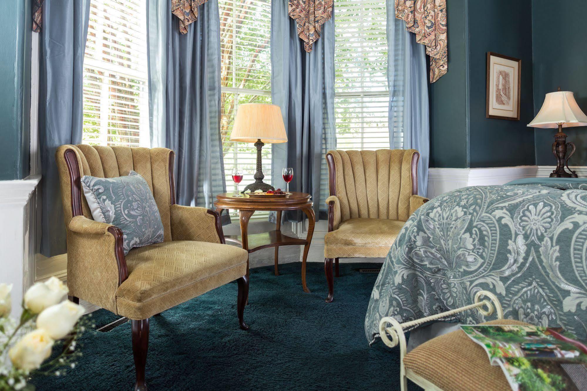 ニューバーン The Aerie Bed & Breakfast エクステリア 写真